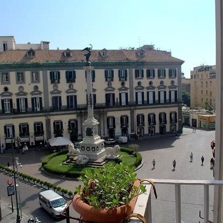 Relais Piazza Dei Martiri Bed & Breakfast Napoli Oda fotoğraf