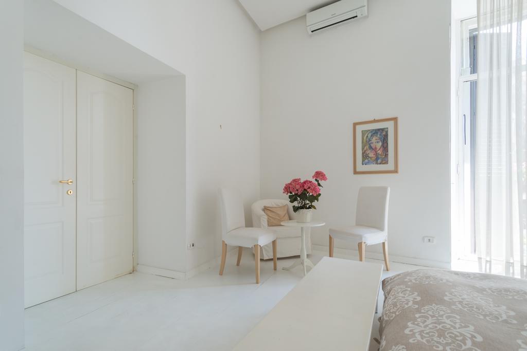 Relais Piazza Dei Martiri Bed & Breakfast Napoli Dış mekan fotoğraf